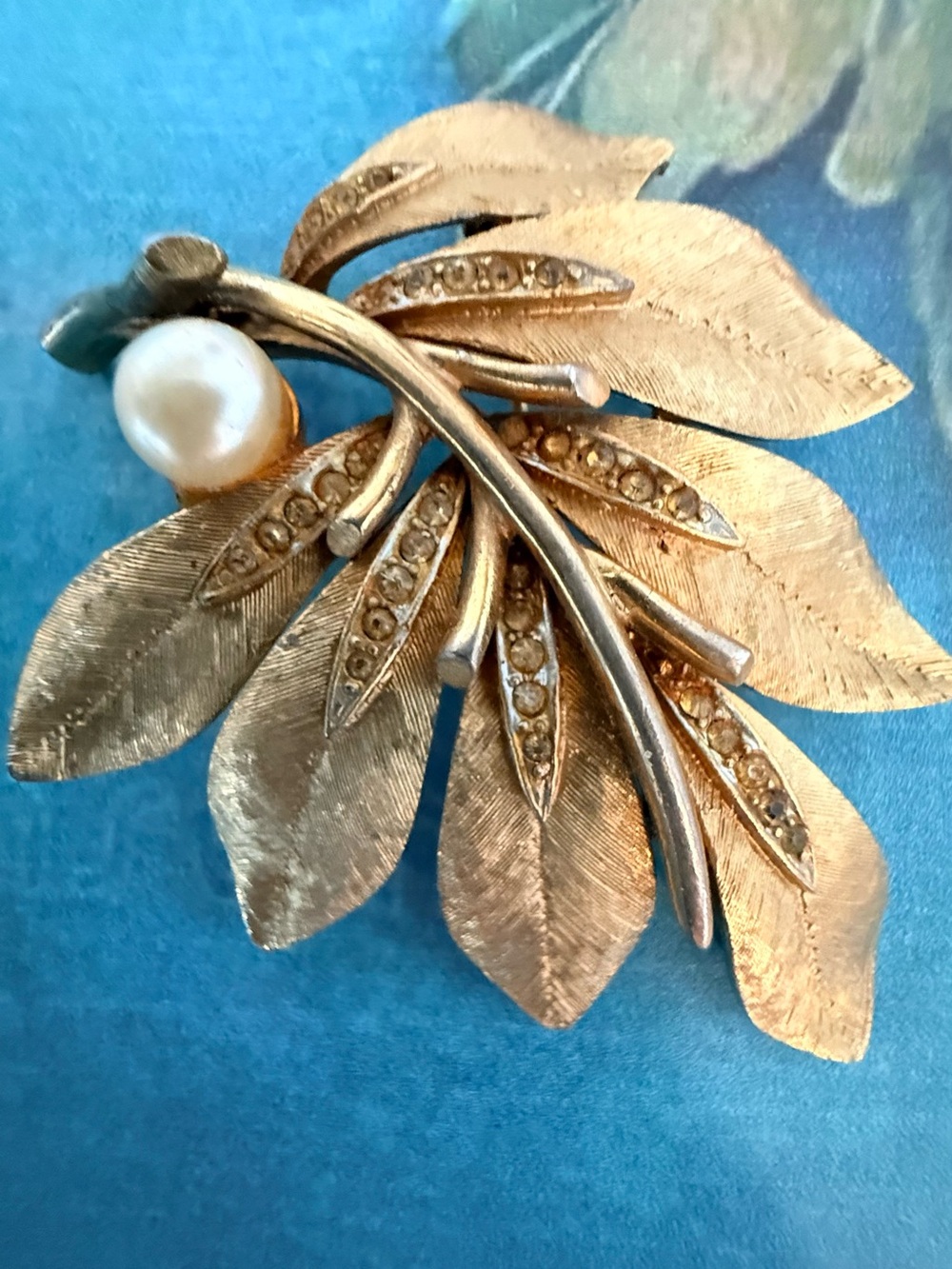Gold Leaf Pearl and Crystal Brooch - Elegant Women’s Jewelry